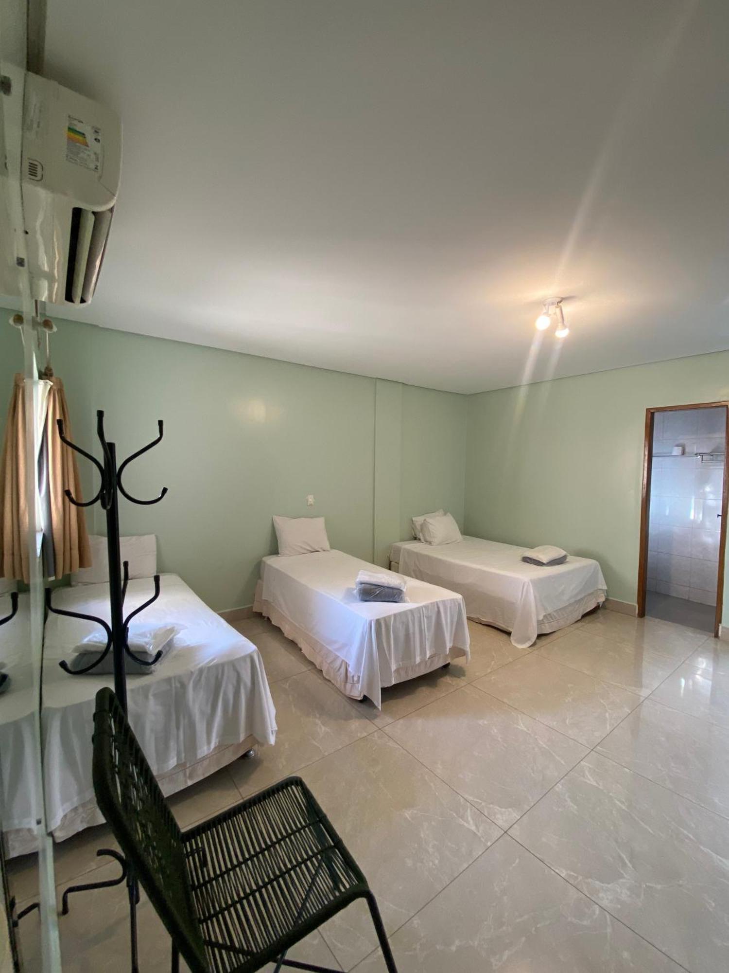 Hotel Mendes Azevedo Гояния Экстерьер фото