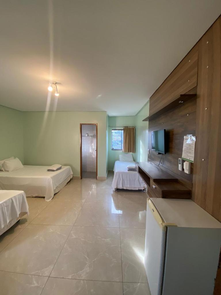 Hotel Mendes Azevedo Гояния Экстерьер фото